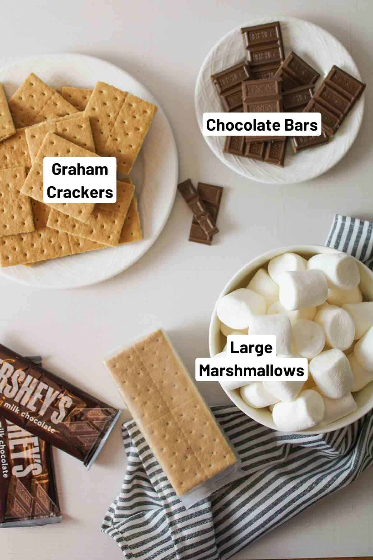 ingredients needed to make smores.