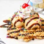 ice cream sundae nachos