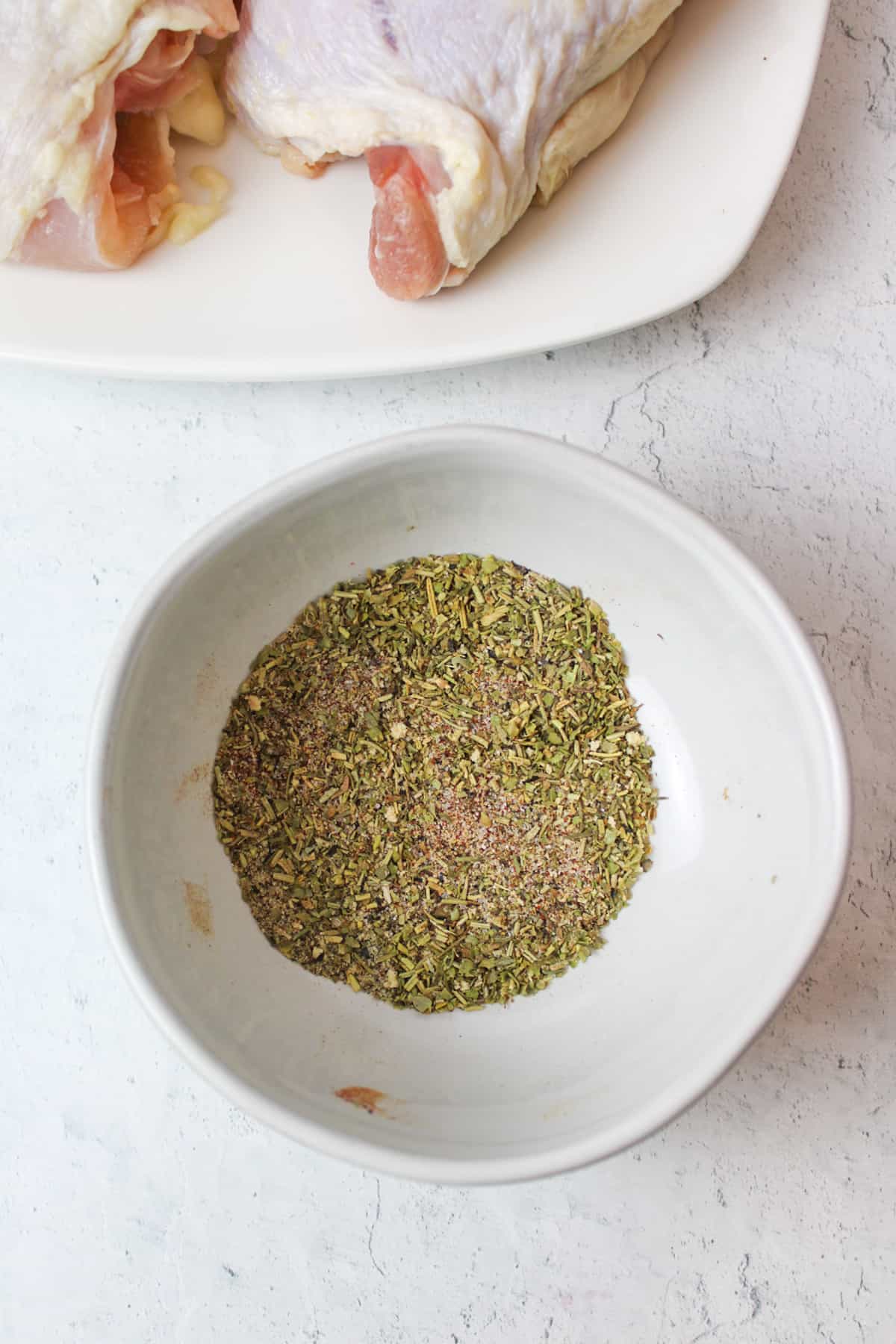 mixed chicken rub seasoning blend in a bowl